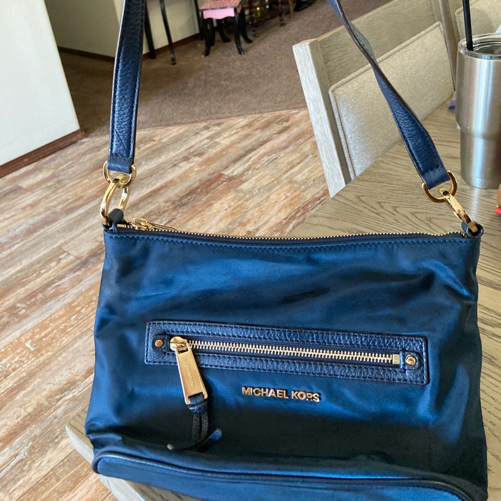 Nylon Micheal kors shoulder / crossbody medium purse